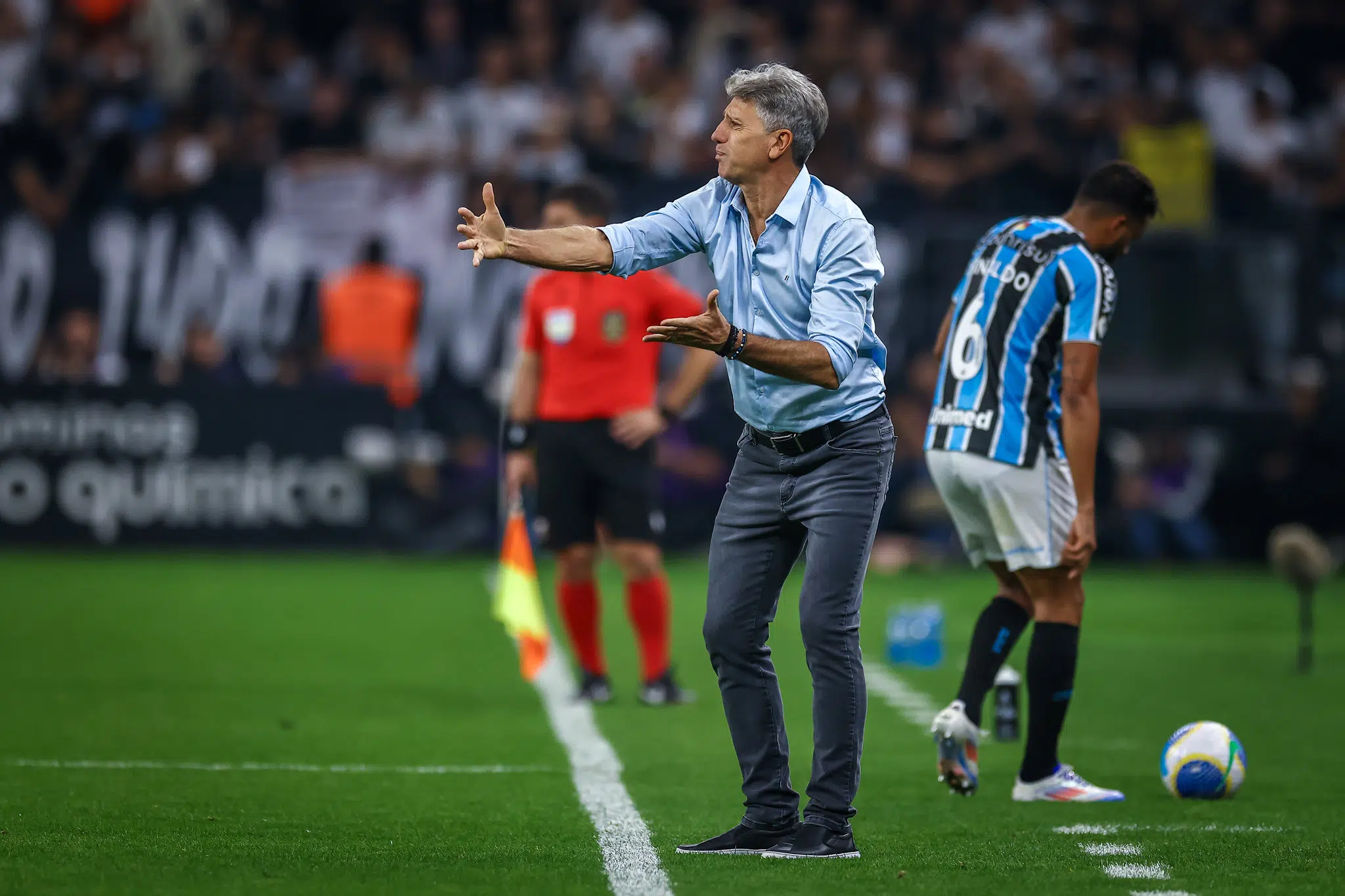 Grêmio responde se Renato vai seguir e admite que esperava mais de 2024: "Não negamos" Renato pelo Grêmio