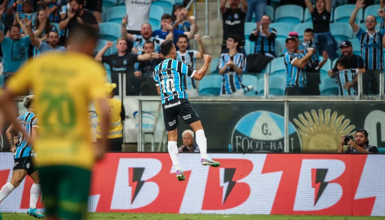 Cristaldo pelo Grêmio