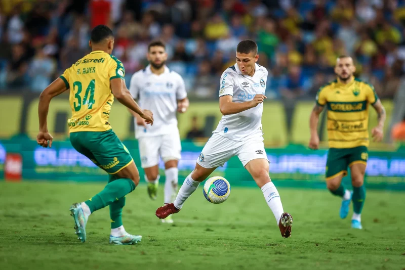 Renato falou de Monsalve no Grêmio