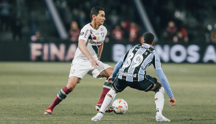 Ganso pelo Fluminense contra o Grêmio