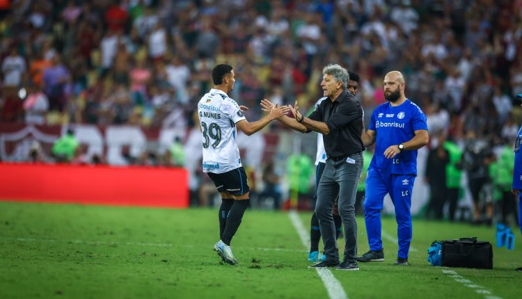 Gustavo Nunes deu adeus ao Grêmio na queda para o Fluminense