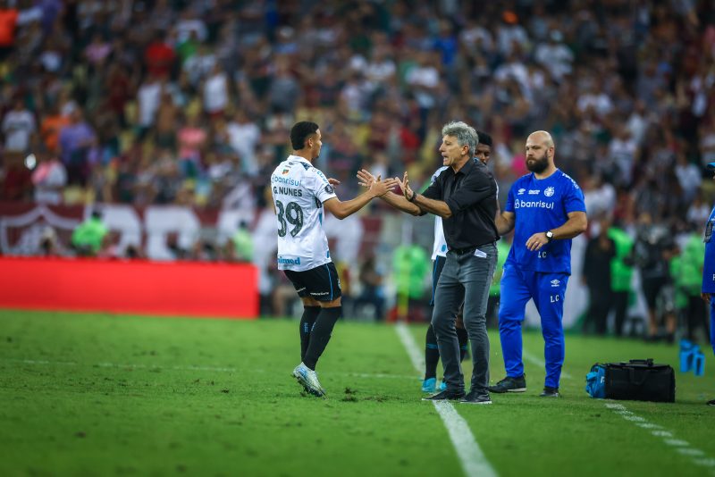 Gustavo Nunes deu adeus ao Grêmio na queda para o Fluminense