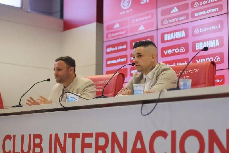 Inter tem dirigente trabalhando no exterior e estabelece os dois primeiros focos para 2025 Inter de D'Alessandro e Mazzuco