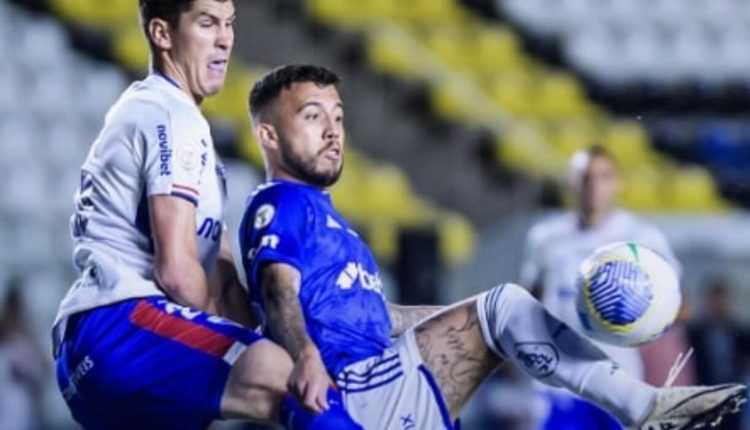 Matheus Henrique, ex-Grêmio, fez belo gol para o Cruzeiro contra o Fortaleza