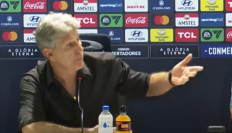 Renato em coletiva de imprensa