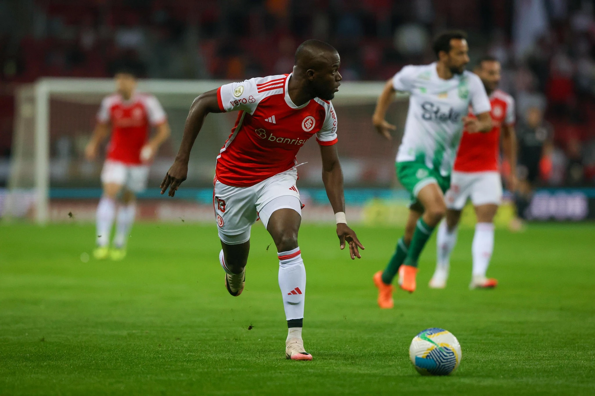 Enner Valencia pelo Inter