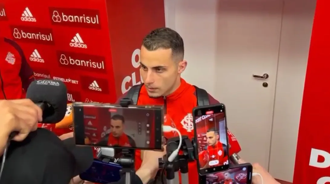 A manifestação de Bruno Gomes após ter grave lesão no joelho confirmada pelo Inter Bruno Gomes vem sendo titular do Inter de Roger Machado