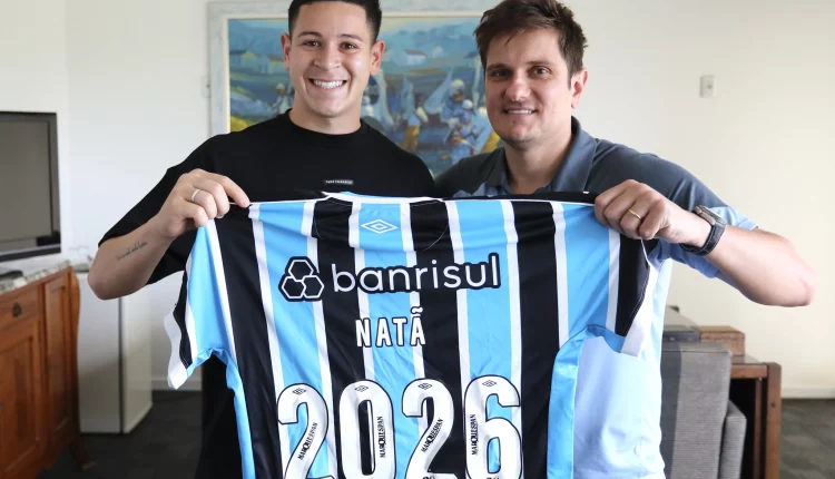 Natã pelo Grêmio