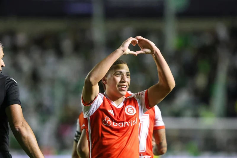 As previsões do Inter para os retornos de Bruno Tabata e Gabriel Carvalho Gabriel Carvalho pelo Inter