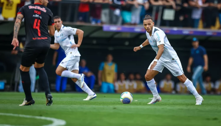 Braithwaite pelo Grêmio