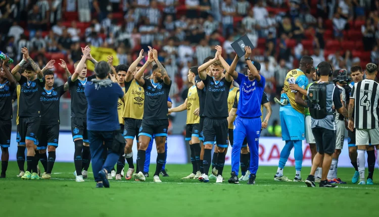 Grêmio pega o Fortaleza agora