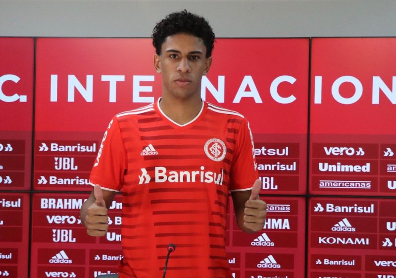 Após vitória sobre o Juventude, Inter comunica oficialmente a saída de dois jogadores