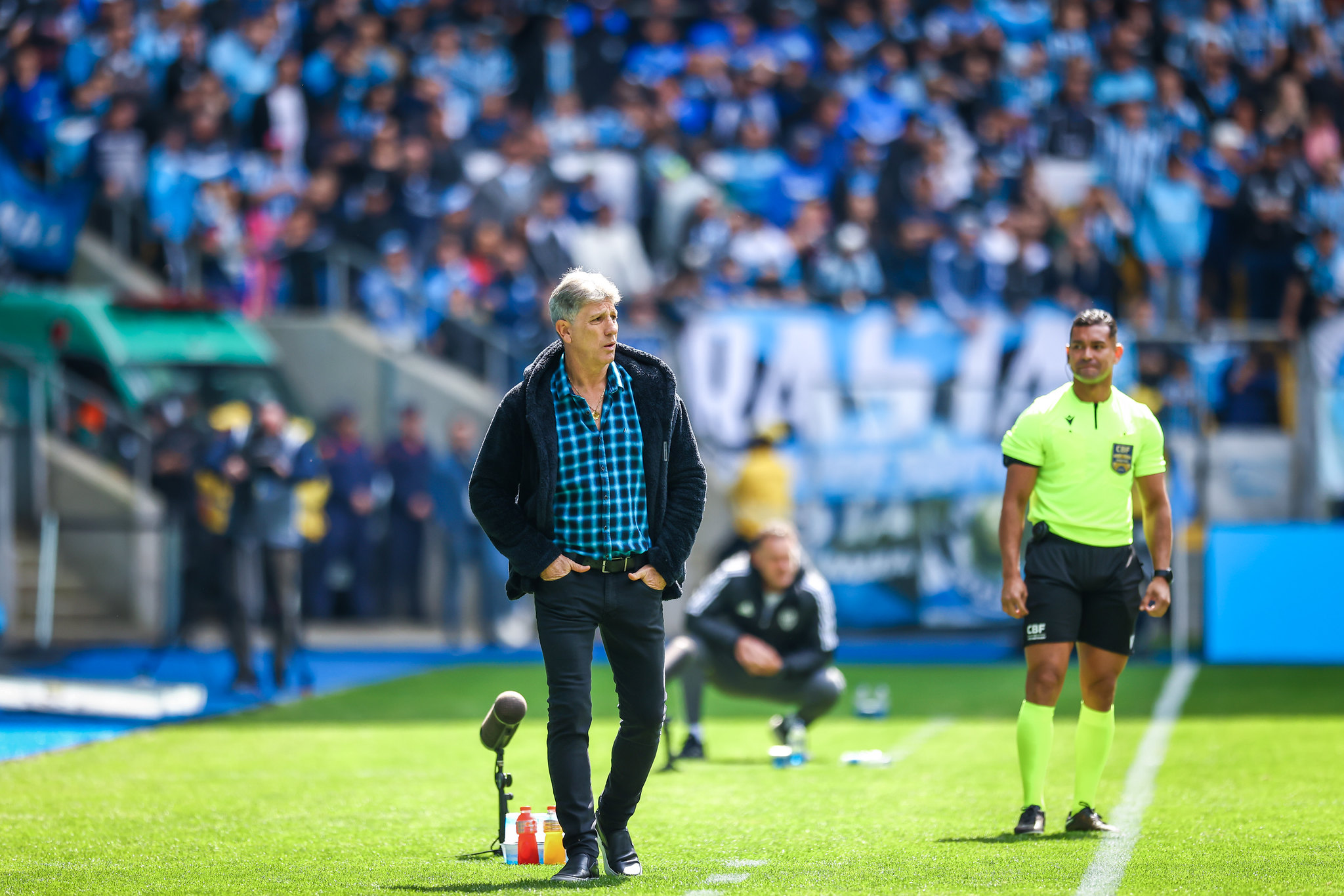 "Segurança abrindo porta": repórter dá bastidores do retorno de Renato à Arena do Grêmio Renato pelo Grêmio