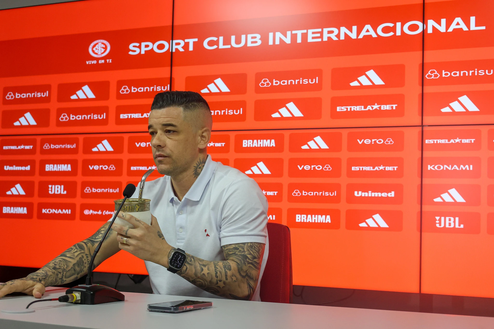 D'Alessandro Inter Grêmio e Marcelo Moreno