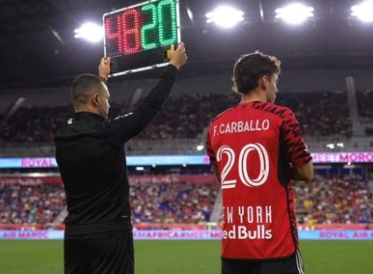 Carballo ex-Grêmio