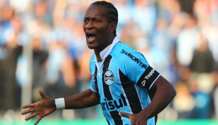 Zé Roberto pelo Grêmio