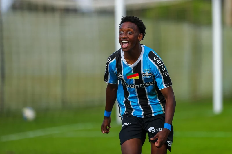 Gabriel Mec pelo Grêmio