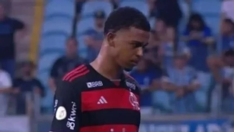 Carlinhos em Grêmio x Flamengo