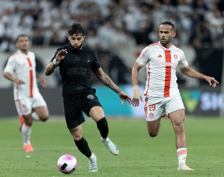 Yuri Alberto se preocupa com o Corinthians, cita o Inter e celebra momento individual Yuri Alberto pelo Corinthians contra o Inter