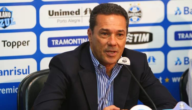 Luxemburgo pelo Grêmio