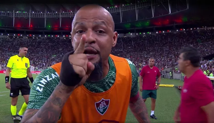 Felipe Melo contra o Grêmio