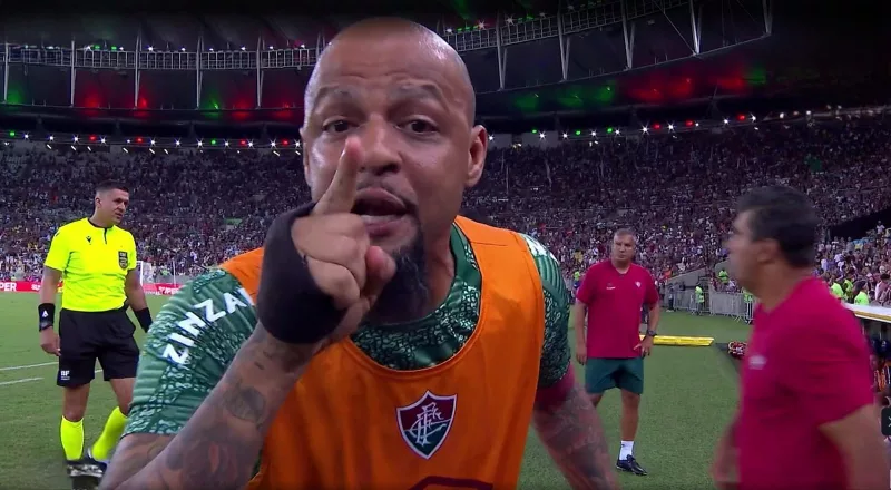 Felipe Melo contra o Grêmio