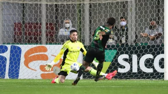 Daniel celebra fase na MLS, mantém carinho pelo Inter e lamenta: "Comecei a jogar tarde"