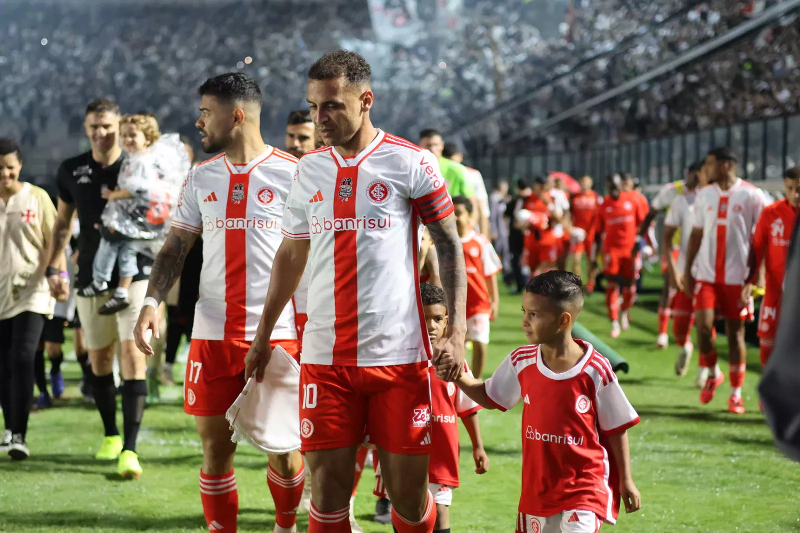 Inter encara o Bragantino
