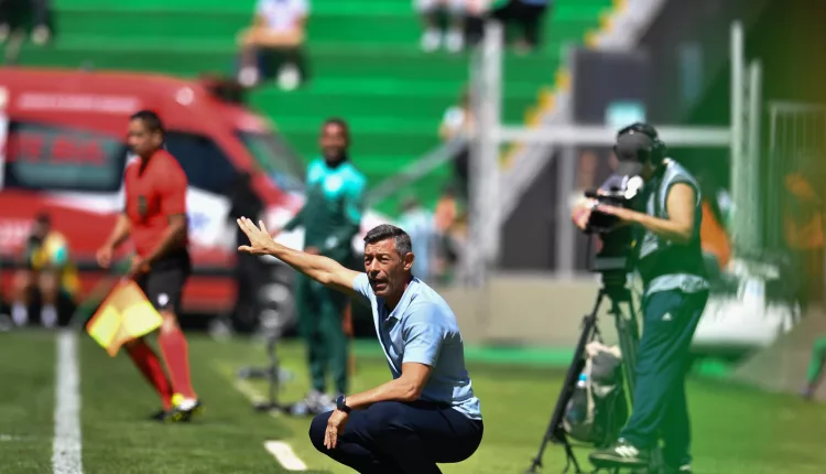 Pedro Caixinha pelo Grêmio