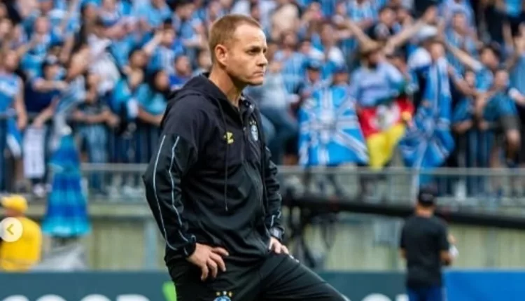 Rogério Dias pelo Grêmio