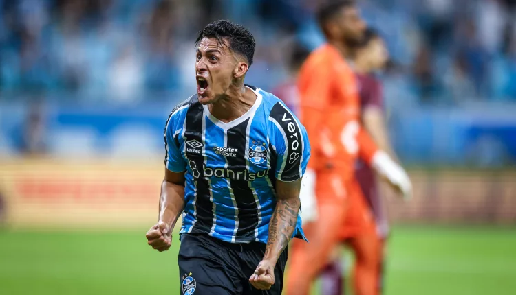 Pavón brilhou pelo Grêmio