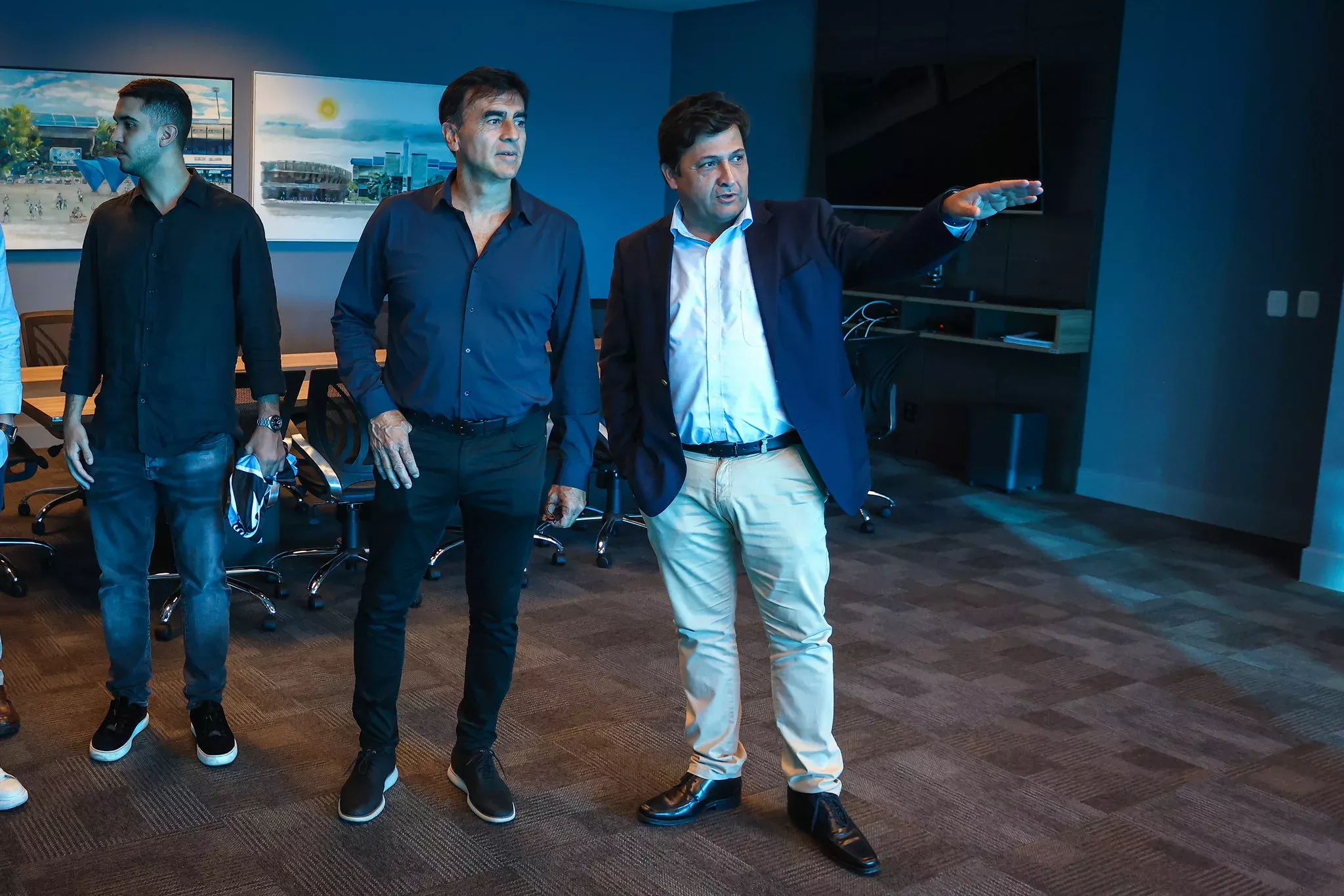 Últimas do Grêmio: saída de mais dois, proposta por Villa e pensamento de Quinteros sobre o Gauchão Grêmio