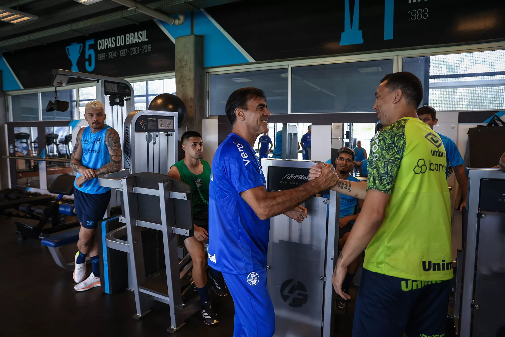 Sincero, Marchesín diz que Grêmio "começa do zero" e admite: "Estamos em dívida com a torcida" Marchesín pelo Grêmio