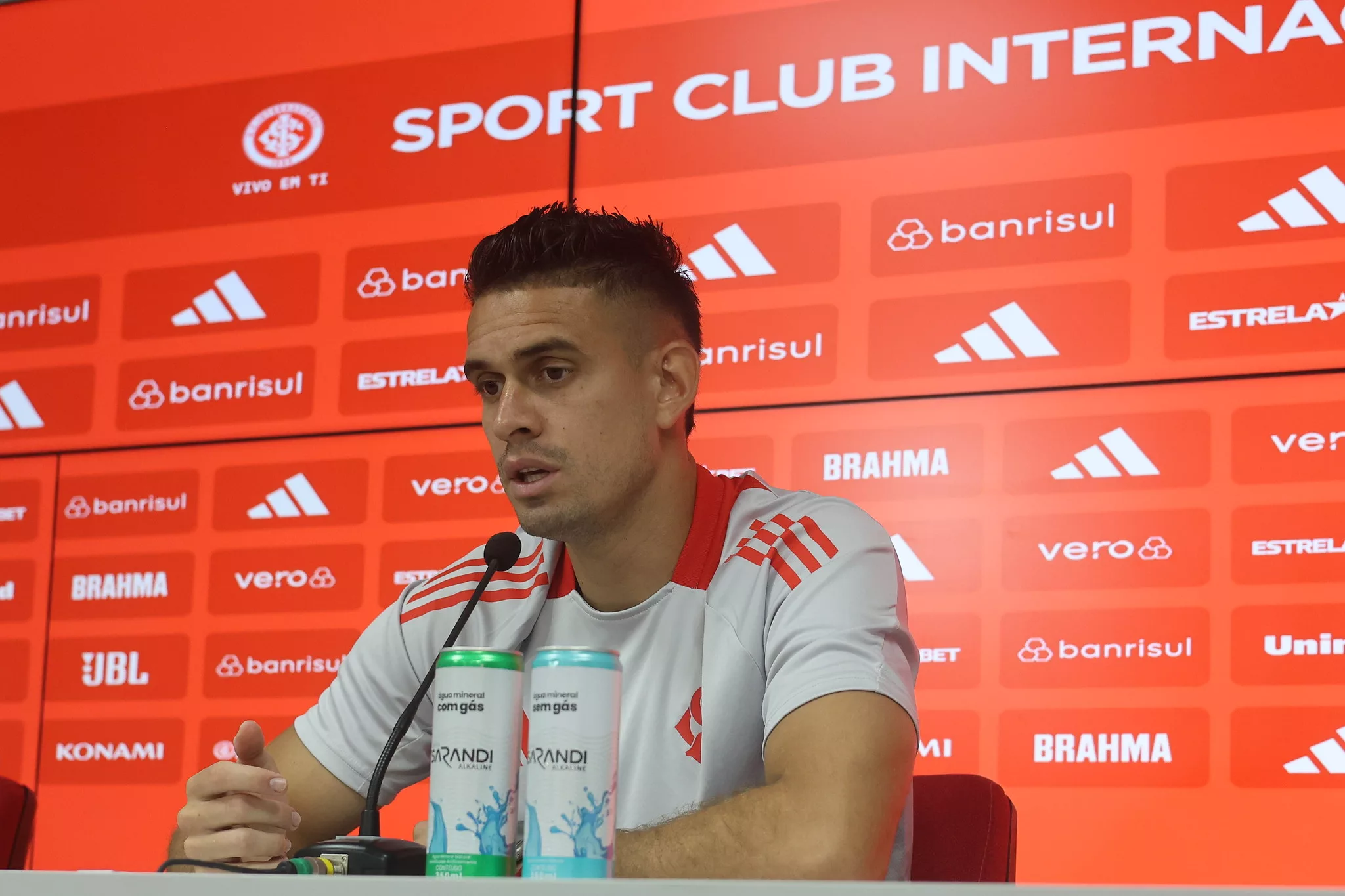 Gre-Nal de domingo tem árbitro definido pela CBF; Borré deve voltar no Inter Rafael Borré Inter