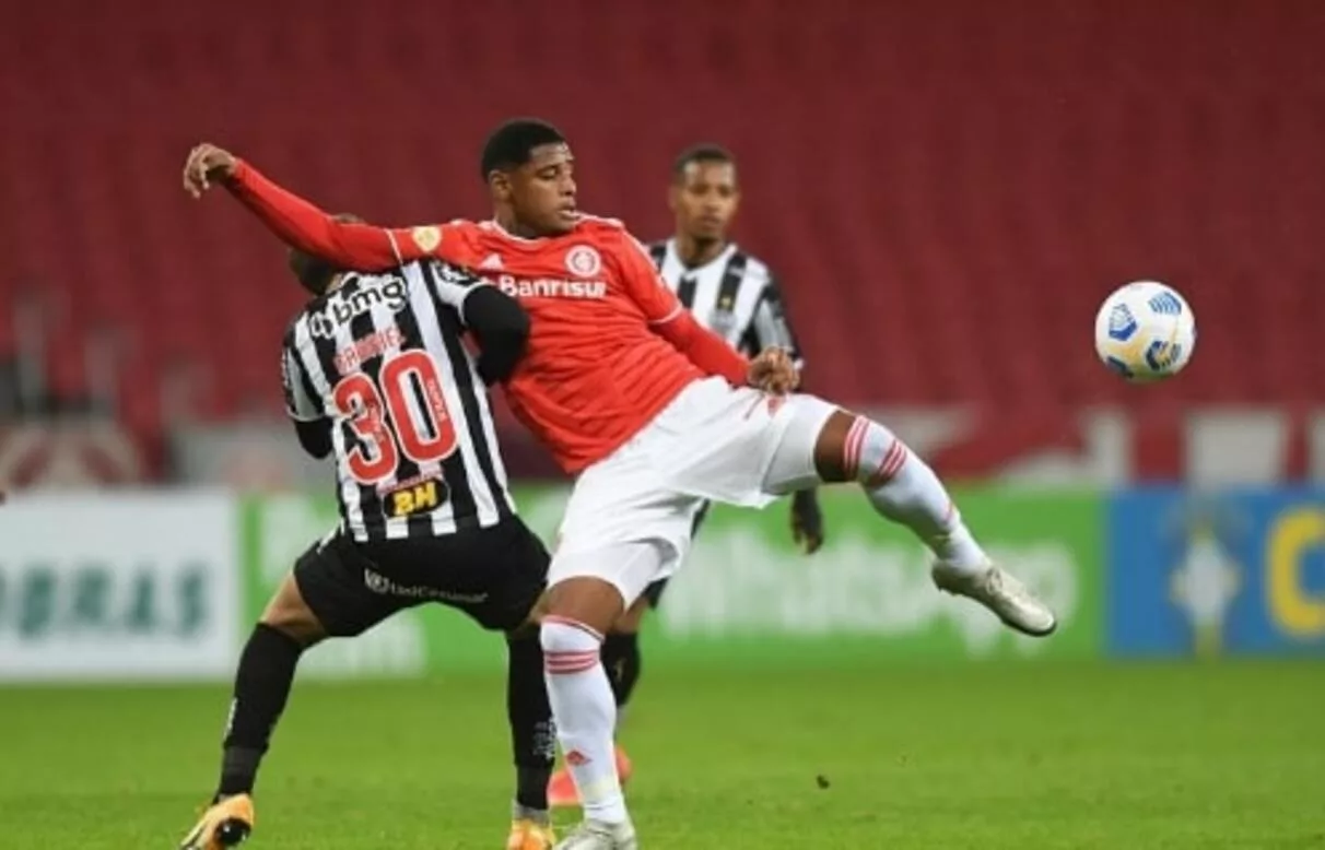 Vini Mello na época do Inter