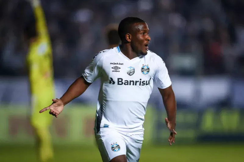 Elias celebra fase nos Estados Unidos e cita melhor memória no Grêmio: “Precisei de uns dias para acordar”