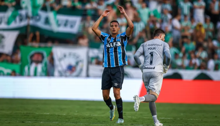 Gustavo Martins, Grêmio