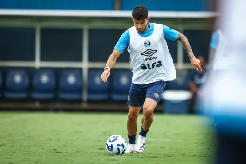 Villasanti pelo Grêmio