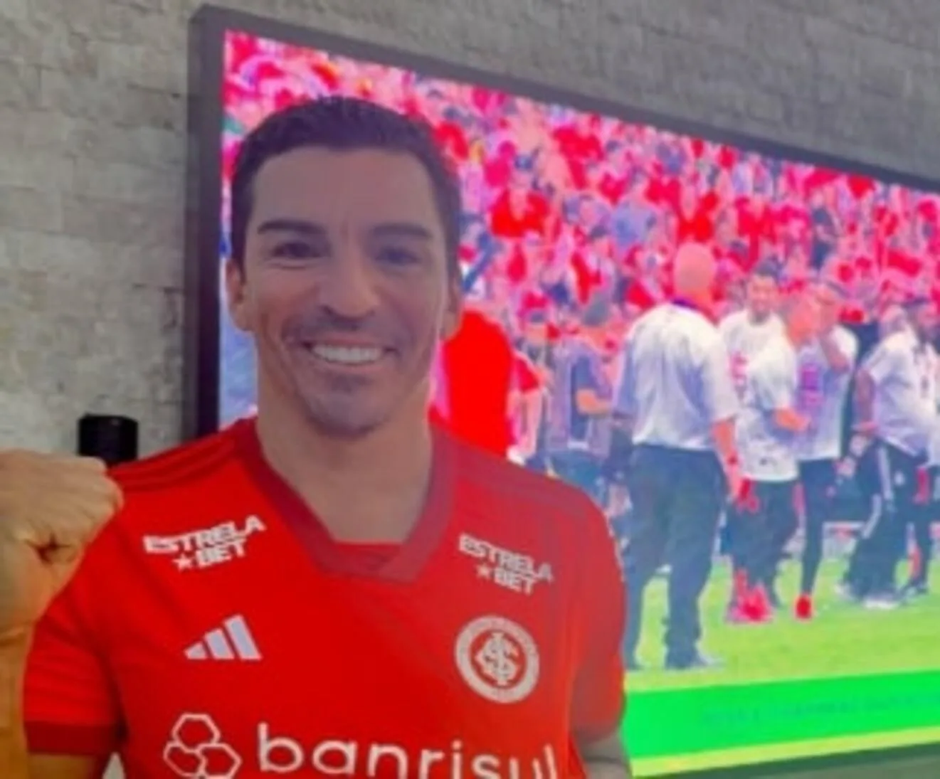 Rentería, Figueroa, Lúcio e mais: os ex-jogadores do Inter que celebraram o título gaúcho Inter