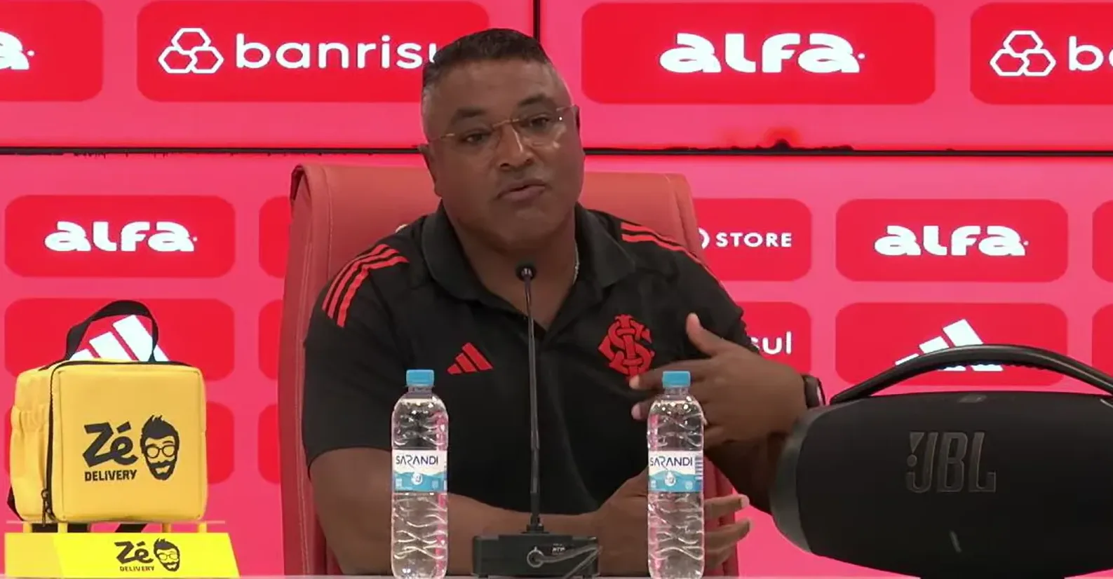 Roger Machado elogia jogadores do Inter e fala sobre o impacto da bola parada Roger Machado, entrevista coletiva após Inter 3x1 Juventude- Brasileirão 2025