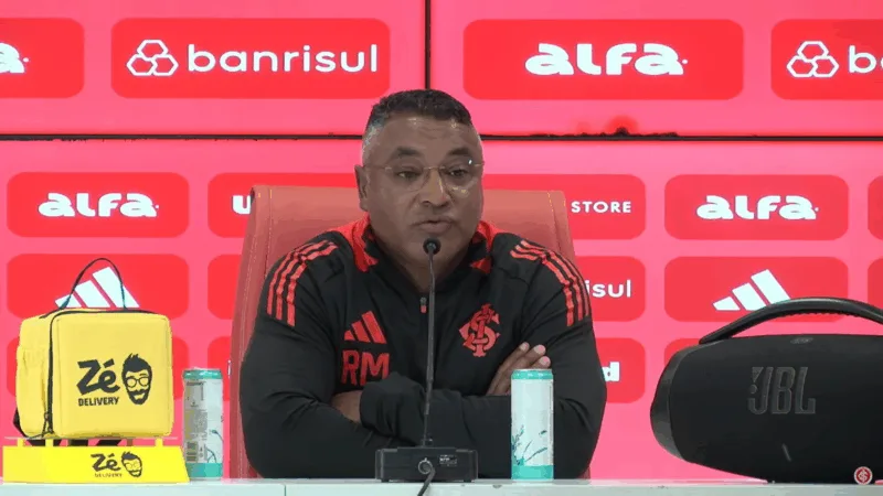 Felipe Melo diz que Roger errou ao preservar titulares no Inter: "O outro jogo é só na quinta" Roger Machado, entrevista coletiva pelo Inter - Foto: YouTube/Inter