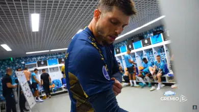 Após brilhar no Gre-Nal, Tiago Volpi se manifesta e manda recado no Grêmio Tiago Volpi, Grêmio