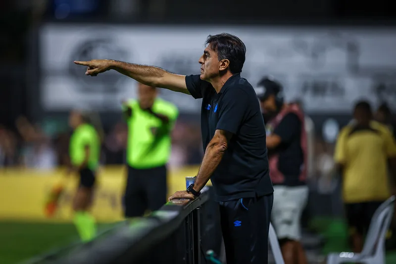 Gustavo Quinteros - Foto: Lucas Uebel/Grêmio