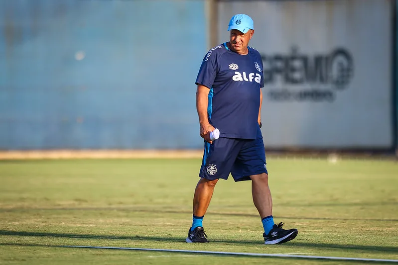 Monsalve é a novidade do Grêmio para o Gre-Nal; veja o time preparado por James Freitas Grêmio para o Gre-Nal