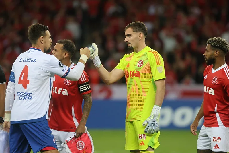 Goleiro do Inter explica falha no terceiro gol do Nacional: "Eu confiei nele" Anthoni, goleiro do Inter