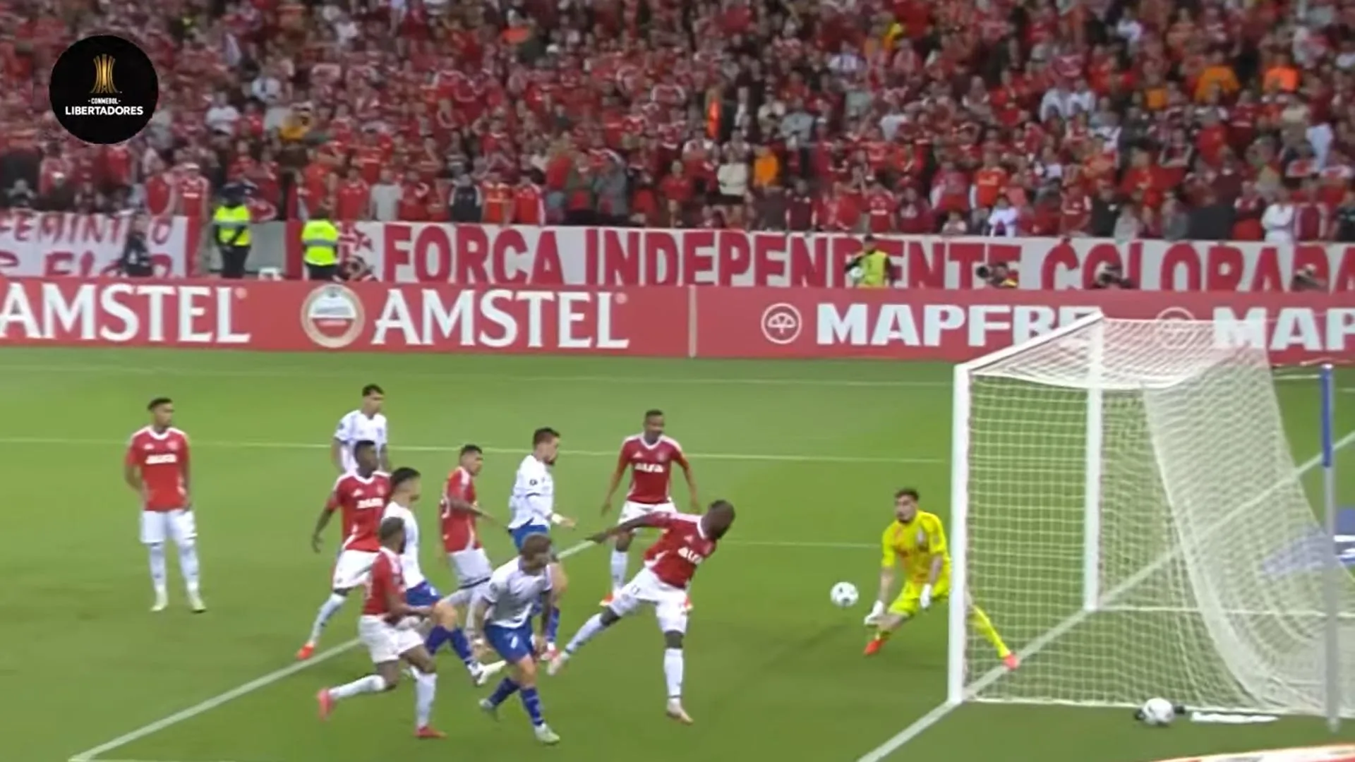 Goleiro do Inter explica falha no terceiro gol do Nacional: "Eu confiei nele" Anthoni falha em no terceiro gol do Nacional e põe culpa em Enner Valencia