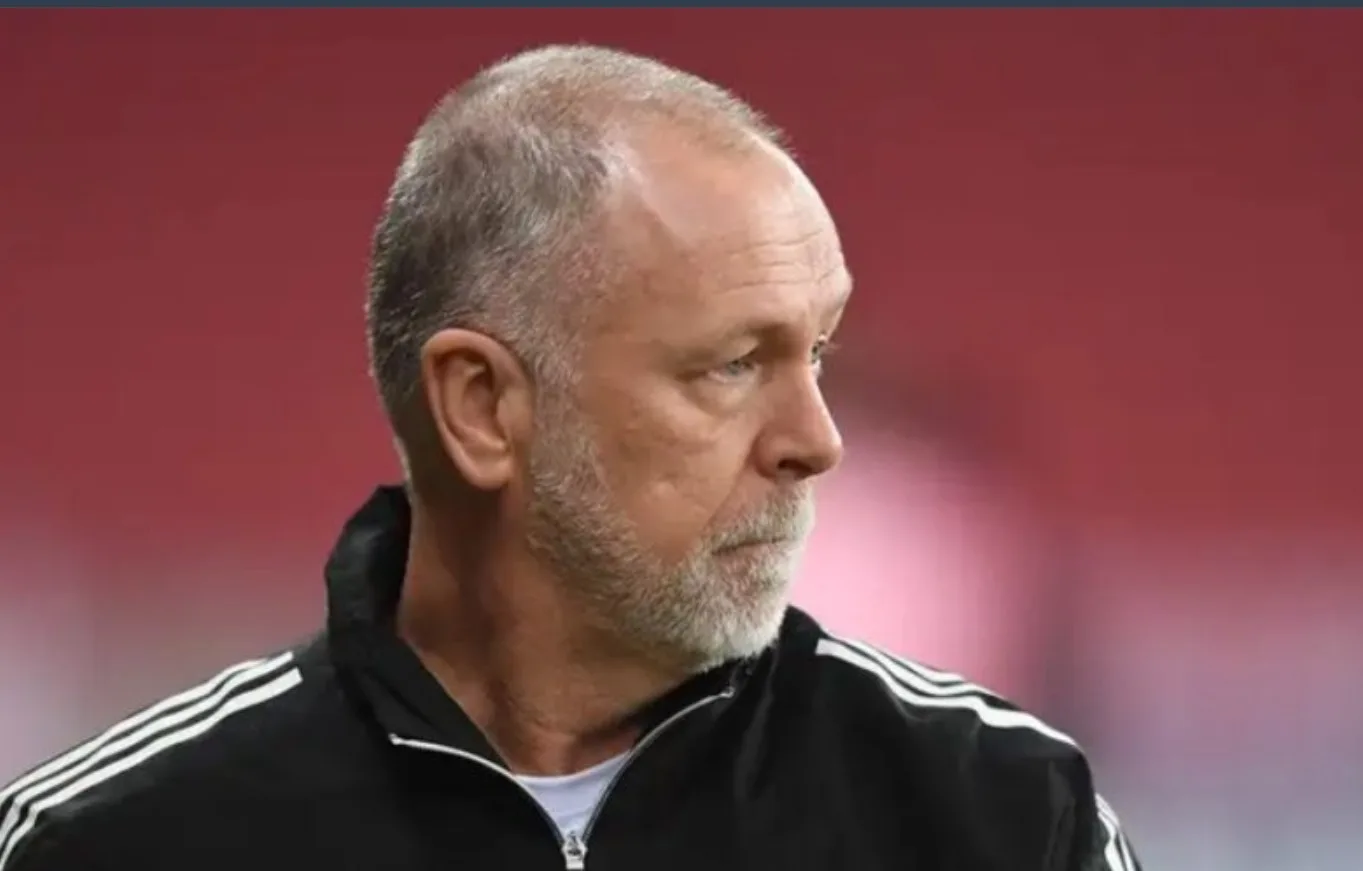 Como foi o primeiro contato da direção do Grêmio com Mano Menezes Mano Menezes, pode ser o novo treianador do Grêmio.