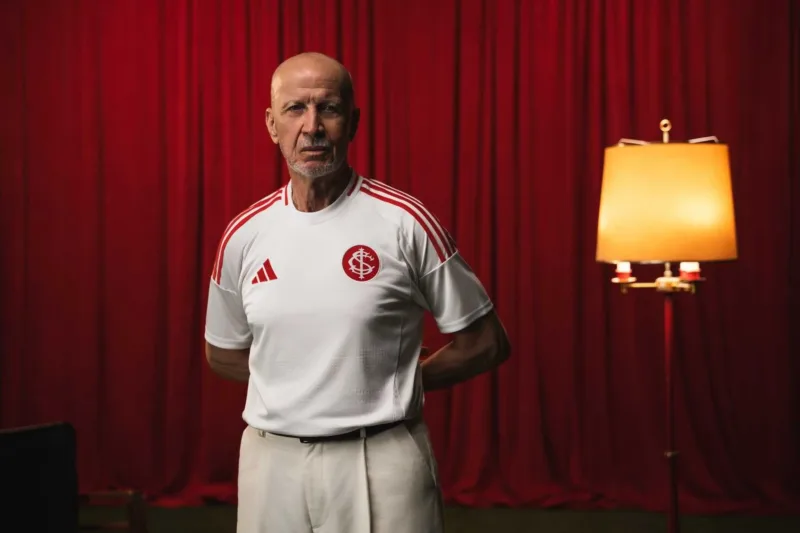 Inter apresenta novo uniforme branco em homenagem ao primeiro Brasileirão; veja detalhes