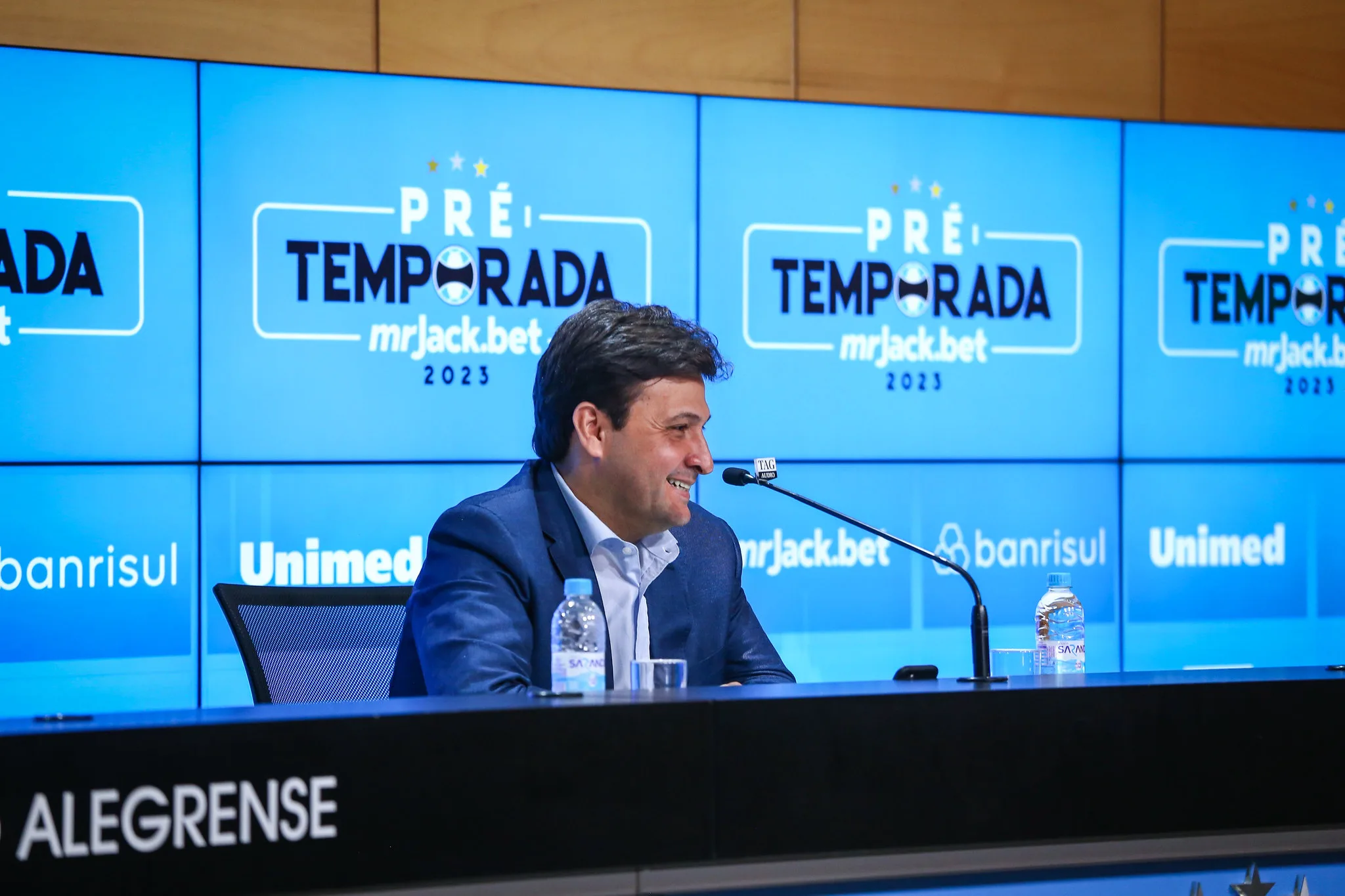 Por que o presidente do Grêmio programou viagem para a Europa nesta semana Alberto Guerra do Grêmio