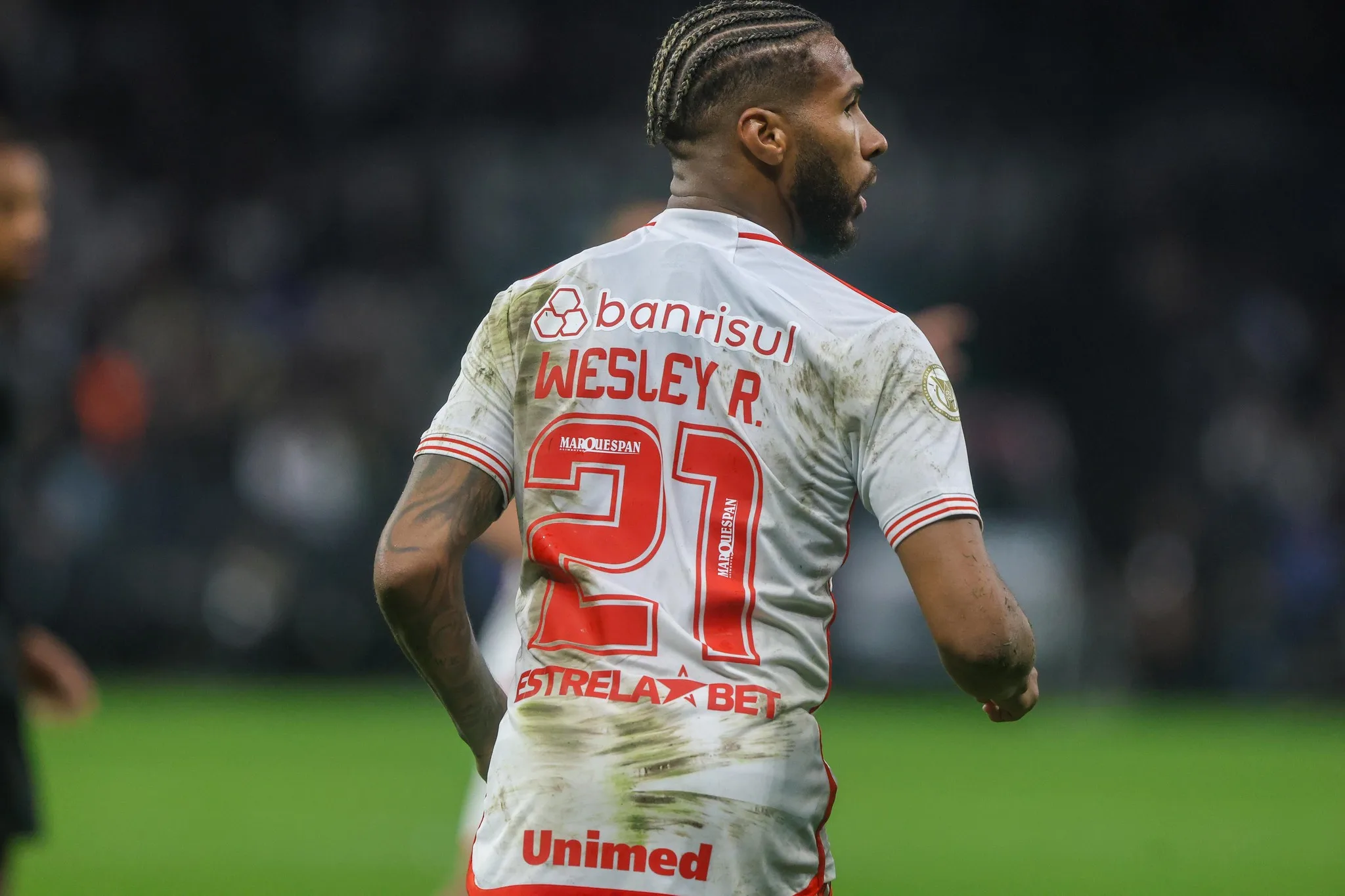 Inter pensa no Corinthians, mas já de olho no Atlético Nacional: "Temos que ser inteligentes" Wesley, jogador do Inter em jogo contra o Corinthians - Brasileirão 2024 - Foto: Ricardo Duarte